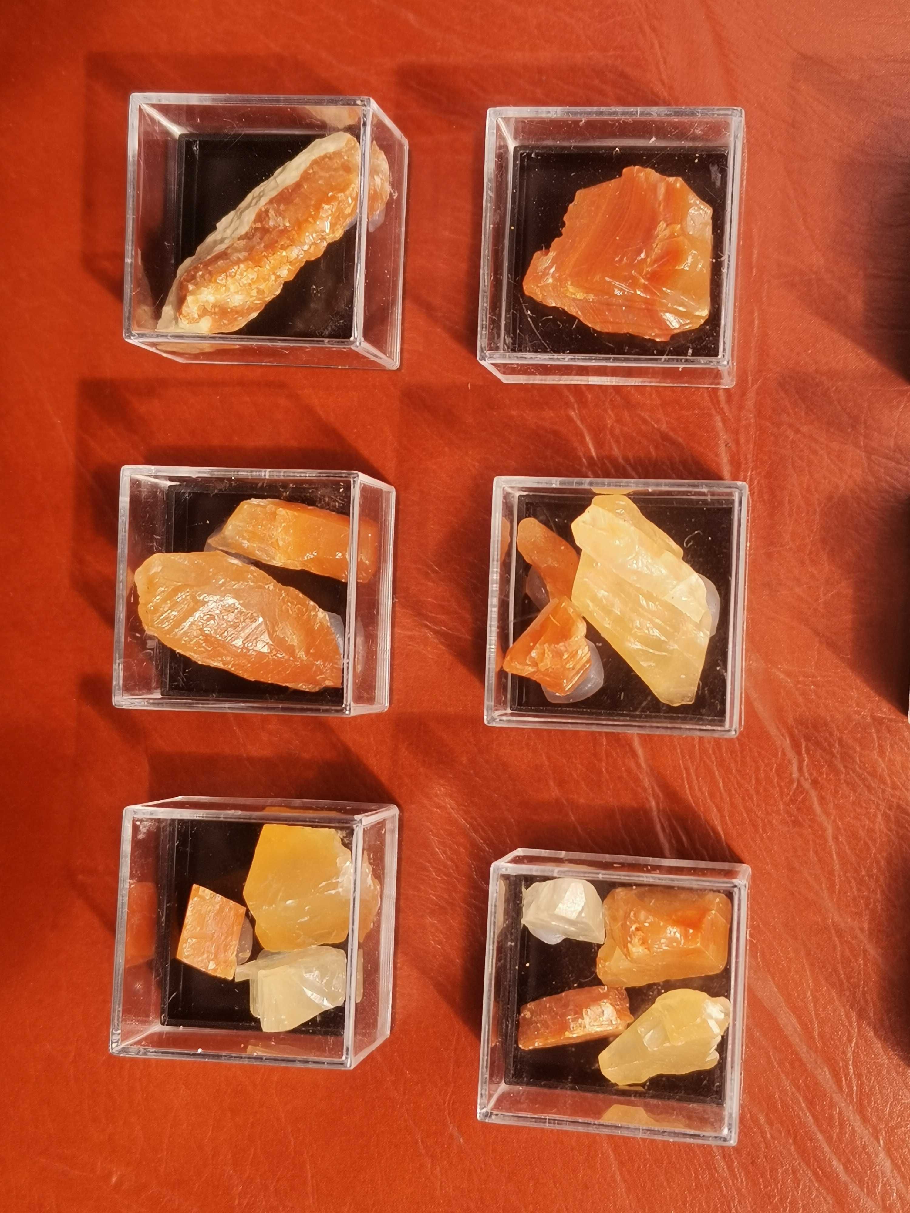 Calcite em caixas de exposição