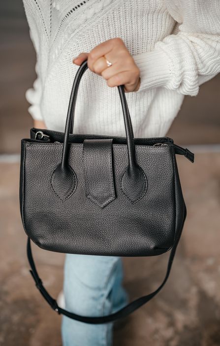 Вместительна женская сумка тоут tote bag, кожаная черная