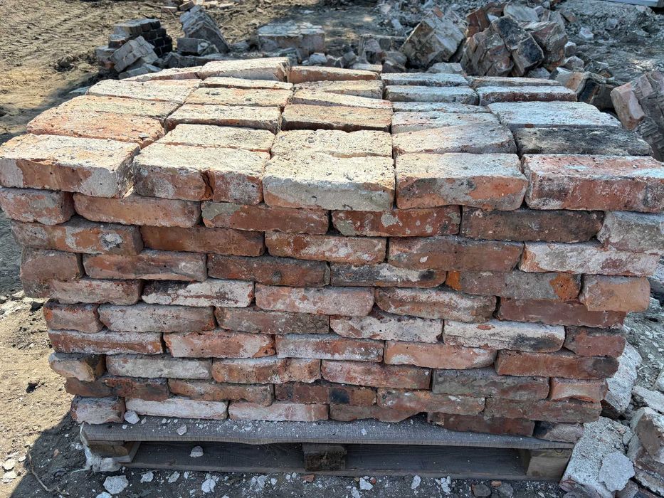 Cegła czerwona z rozbiórki