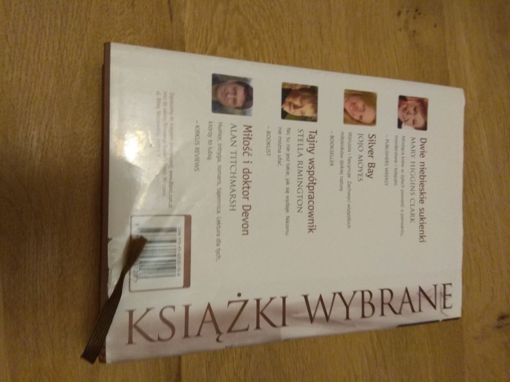 Książki Wybrane Reader's Digest Dwie niebieskie sukienki Silver Bay