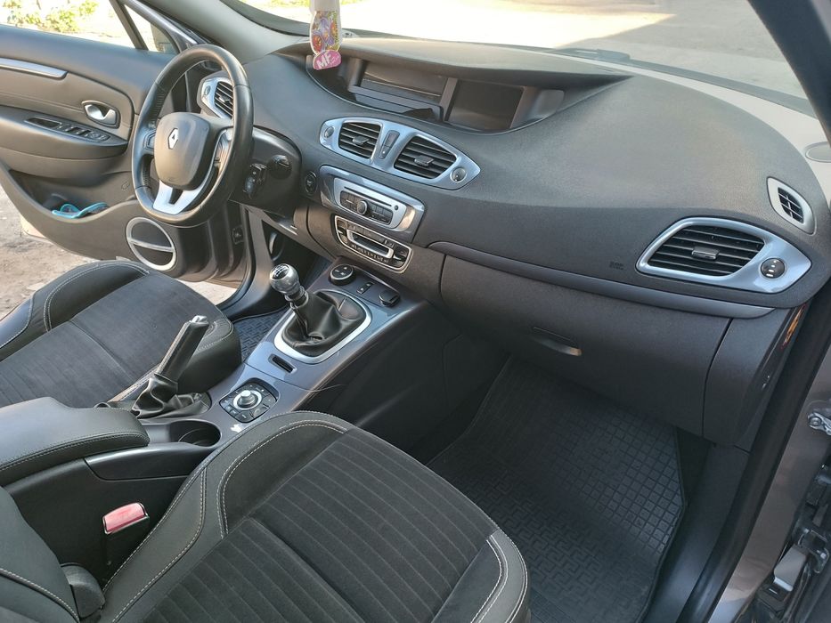 Продам Renault ScenicX-MOD