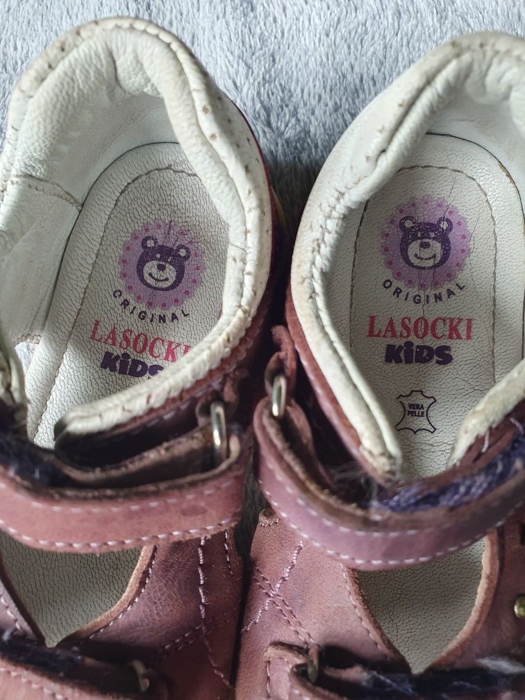 Sandały skórzane fioletowe z różowymi serduszkami Lasocki Kids r. 23