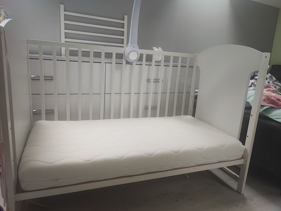 Łóżeczko dziecięce materac dobranocka dostawka