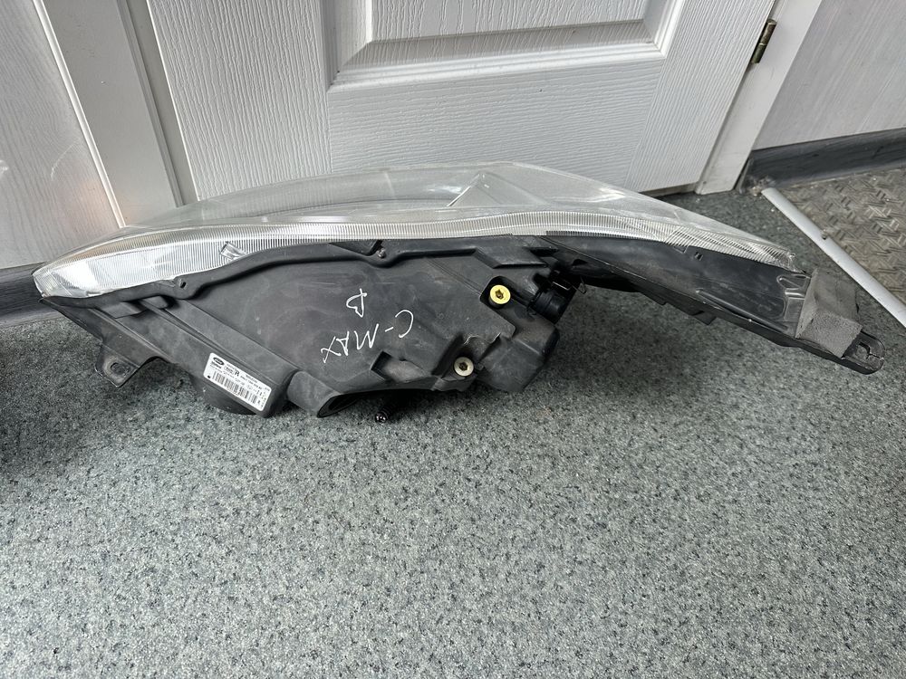 Фара передняя Ford C MAX