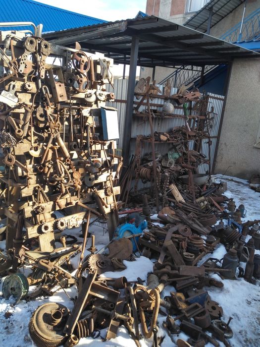 Прийом металобрухту ( металолом ), мідь  300, чорн. 4грн