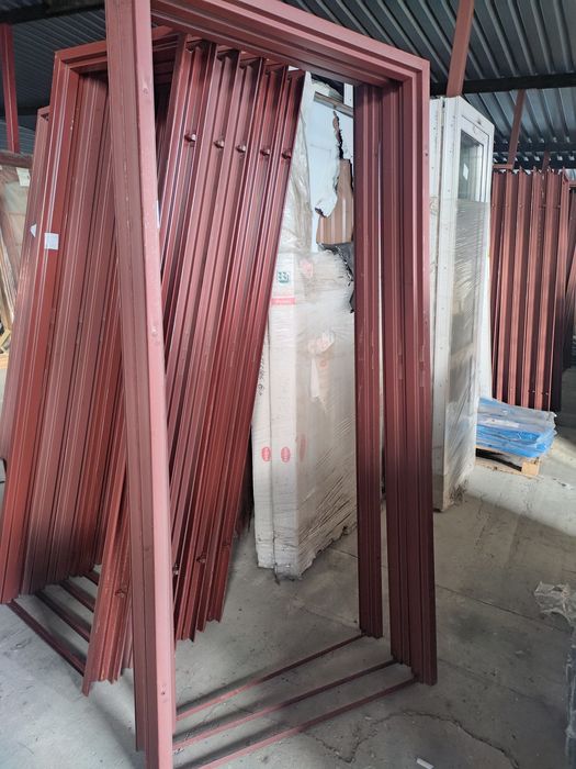 ościeżnica metalowa uniwersalna, stalowa, malowana, futryna