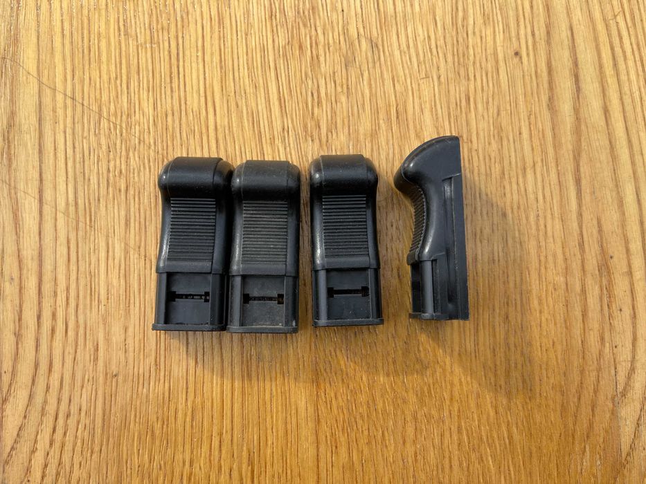 Кнопка карты замка двери ВАЗ 2105 хром