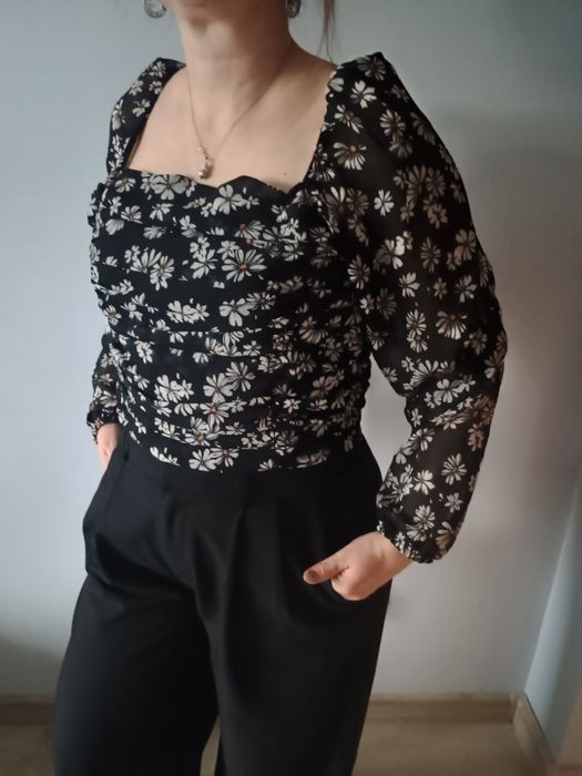 Bluzka z Cropp kwiatki nowa XL