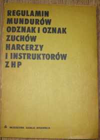 Książeczka - regulamin mundurów ZHP.