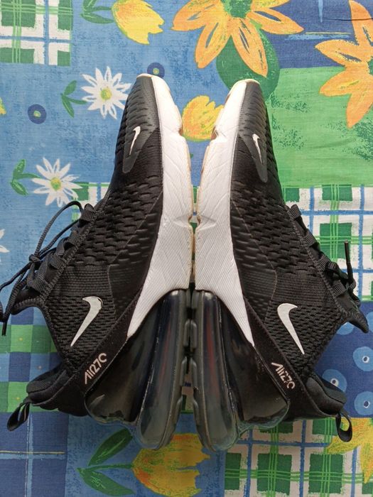Кросівки Nike Air 270