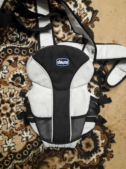 Ерго рюкзак-кенгуру chicco Go baby.