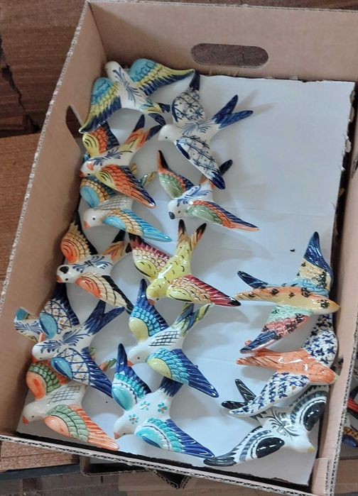 Andorinhas em cerâmica