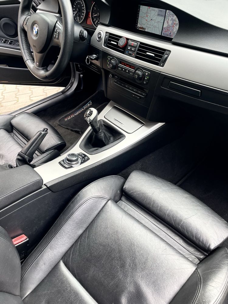 BMW E90 330i 3 seria 3 l