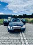 Mercedes-Benz E klasa 211. 2004 rok, Sedan.