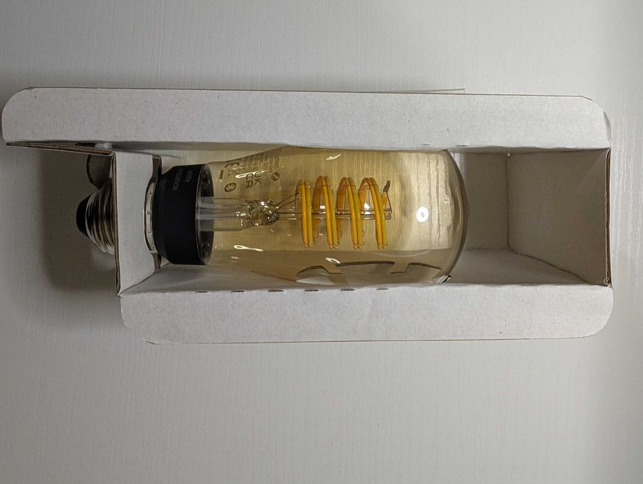 Philips White ambianc E27 550