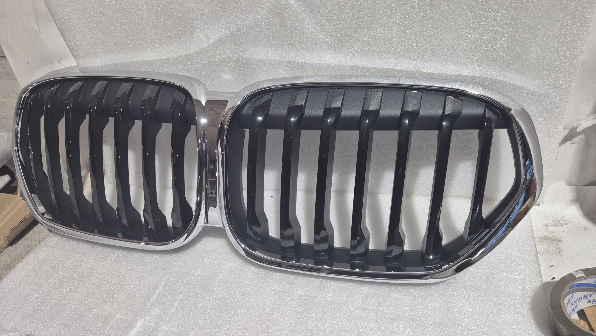 Grill atrapa bmw x1 f48 lift nowy oryginał