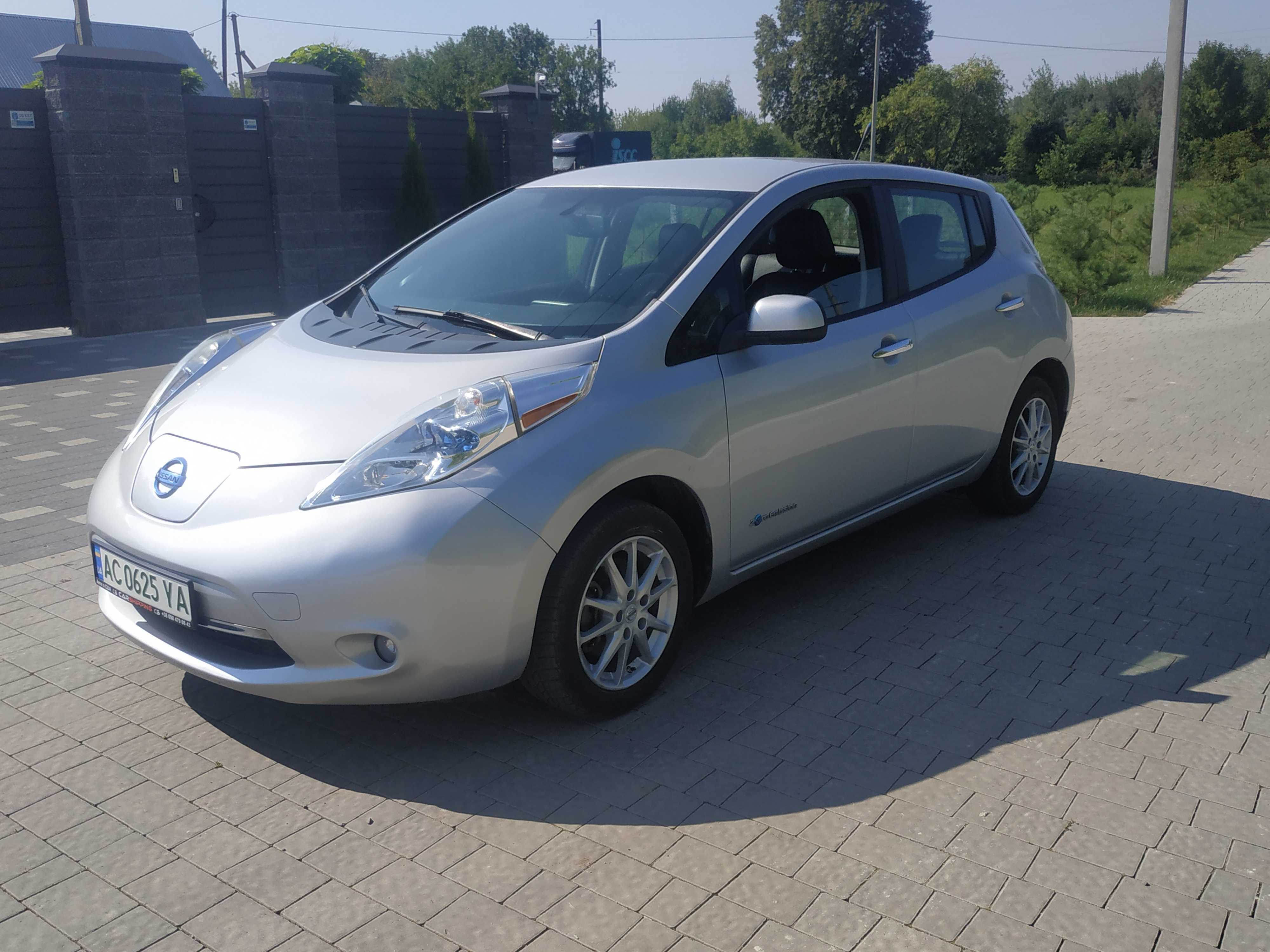 Nissan Leaf 2013 СОХ83%