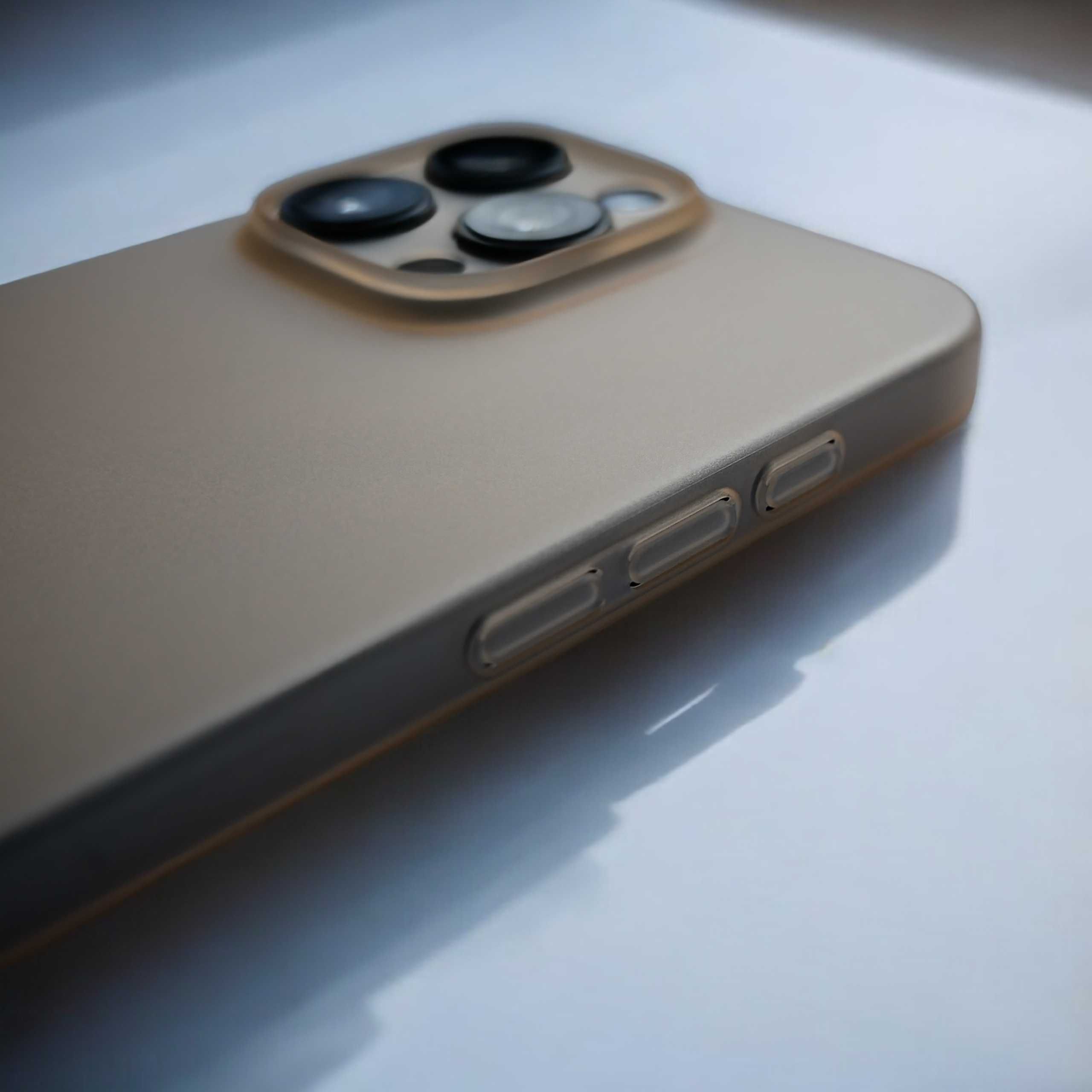 Etui ULTRA SLIM do iPhone 16 Pro Max (Desert Orange)