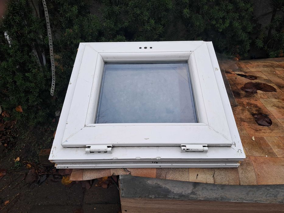 Sprzedam okienko PCV z rozbiórki. Stan dobry.