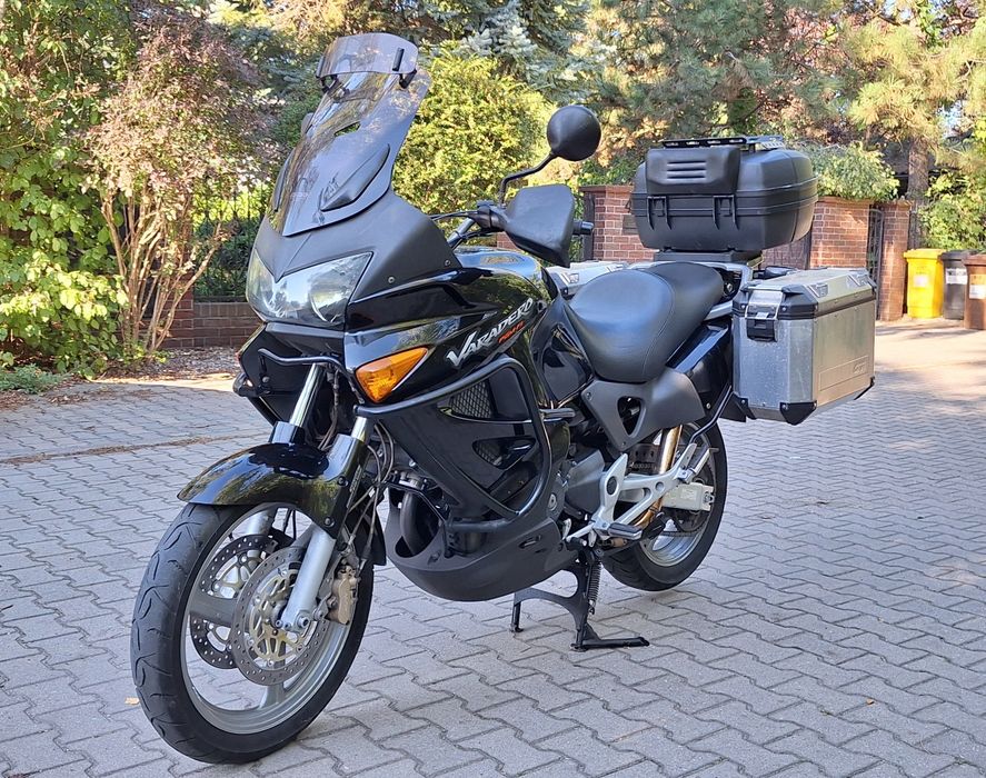 Honda XL 1000 Varadero SD02 SUPER STAN I WYPOSARZENIE!!!