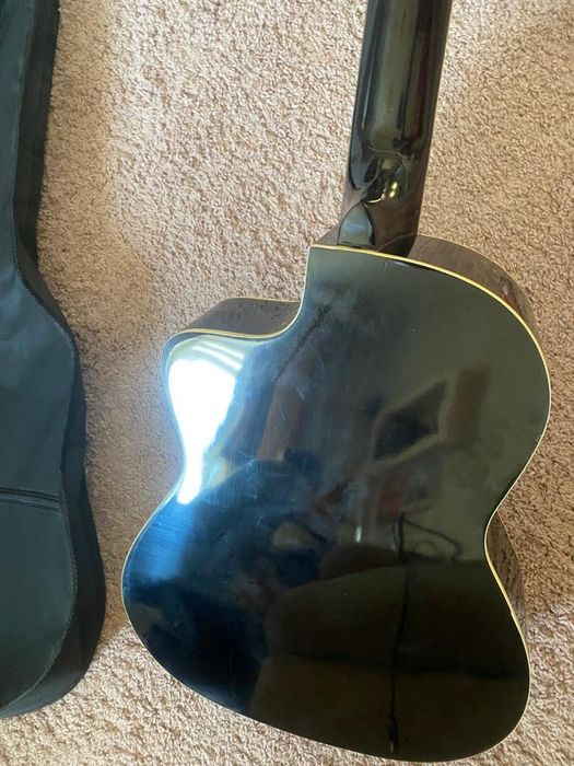 Гітара 6 струнна