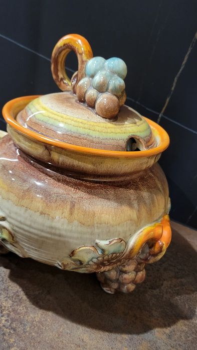 Piękny  niepowtarzalny Komplet przedwojenny dekoracyjny. Porcelana .