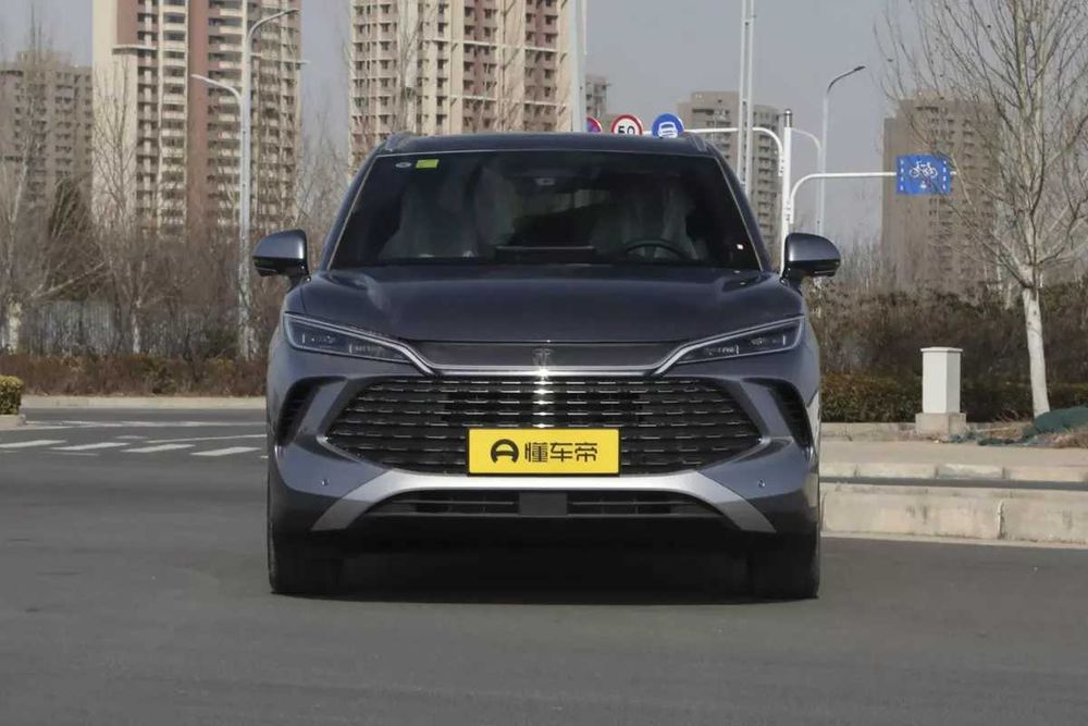 2025 BYD Song L DMi Beyond edition