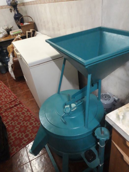 Vendo moinho   como novo