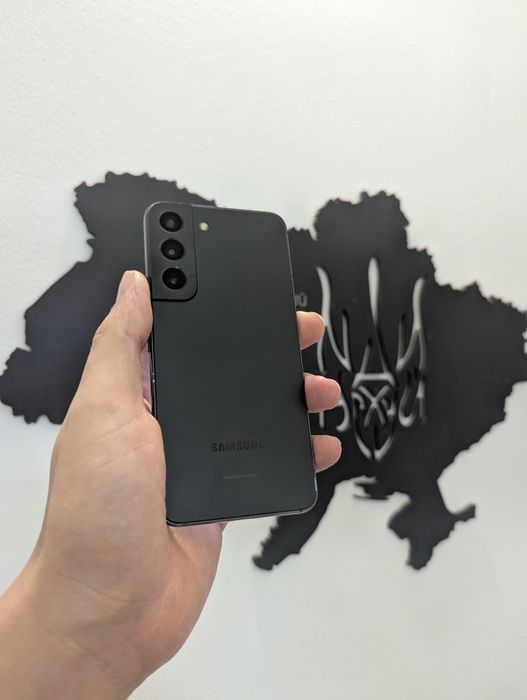 Samsung s22 128gb. Малий дефект