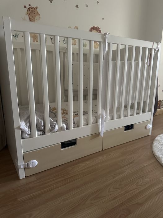 Berço ikea branco e beje