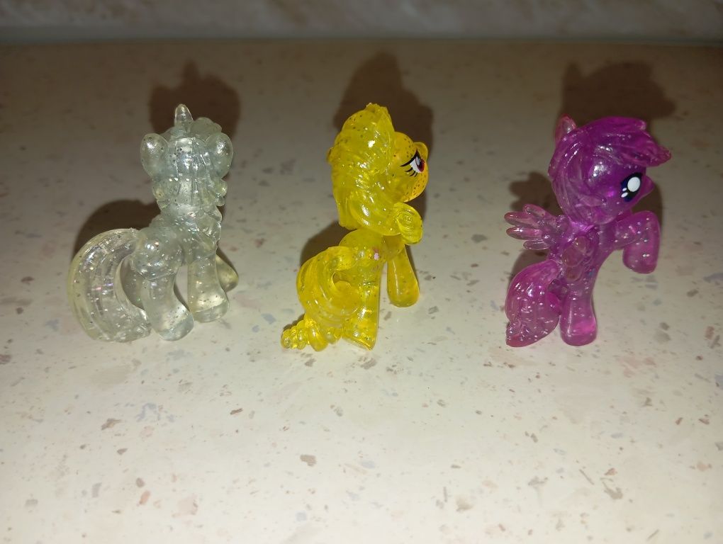 Игрушки Пони со своей печатью на боку, маленькие с печатью и блёстками