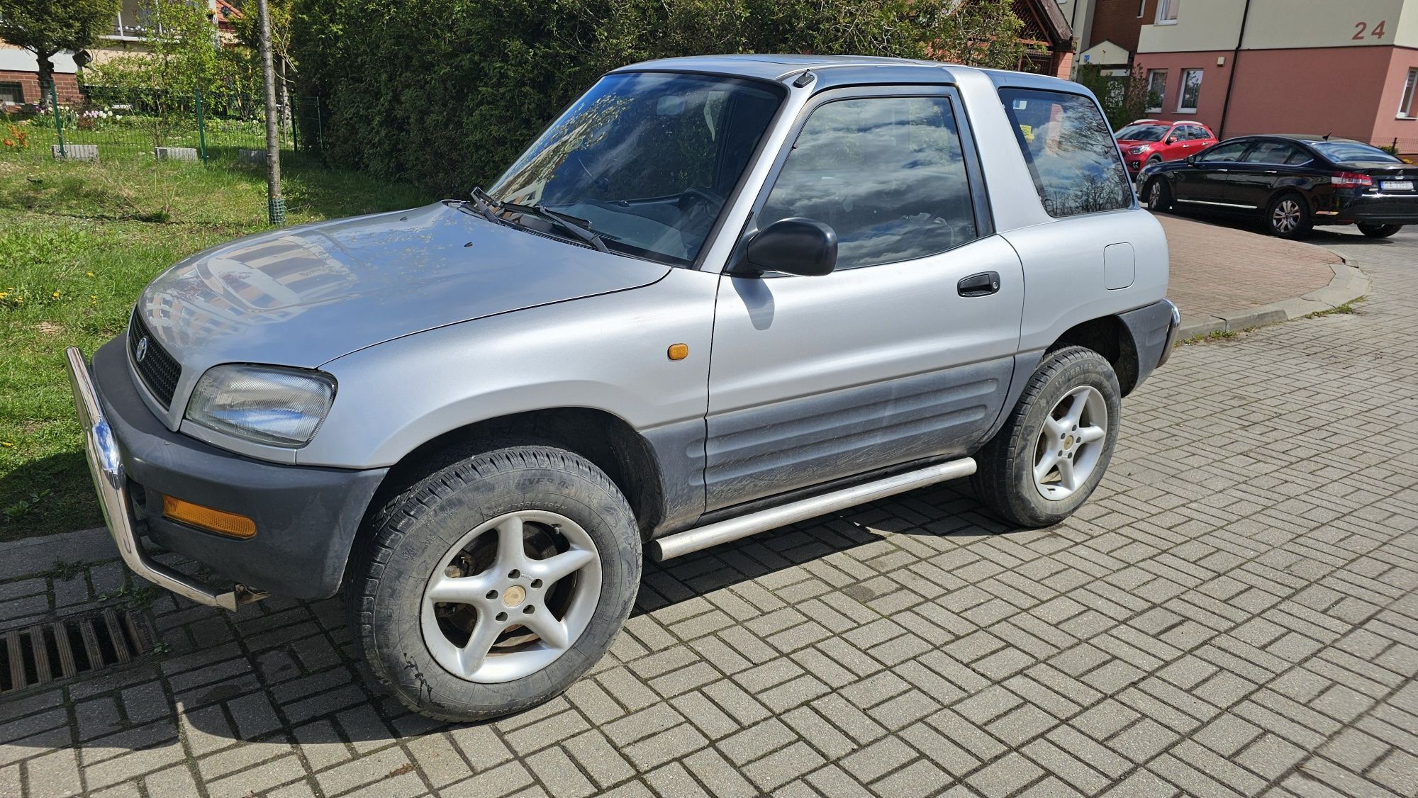 Toyota RAV4 1gen 97r. 2.0L