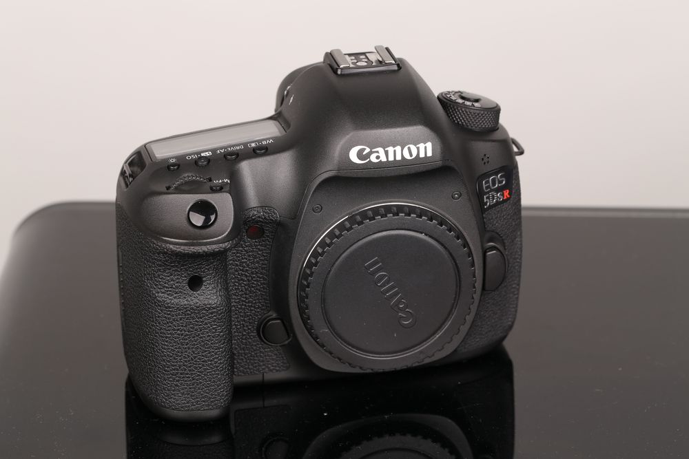 Aparat Lustrzanka Canon EOS 5Ds R,  50,6 MP przebieg 45 tys zdjęć