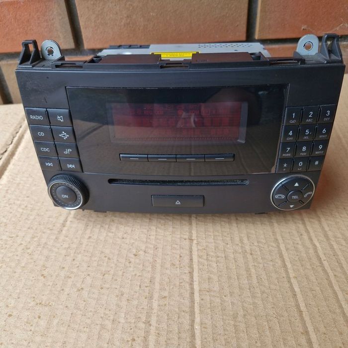 Radio CD 1698700289 Mercedes W169