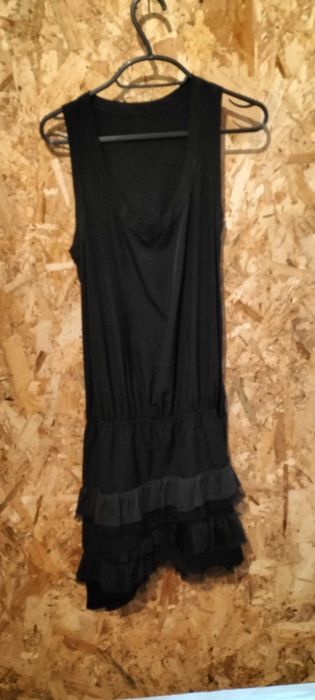 Vestido preto de cava