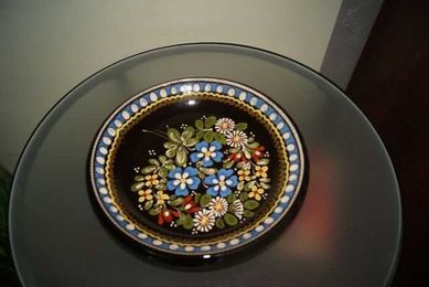 Porcelana talerz ozdobny kwiaty