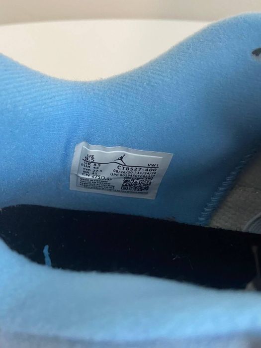 Jordan 4 Retro University Blue