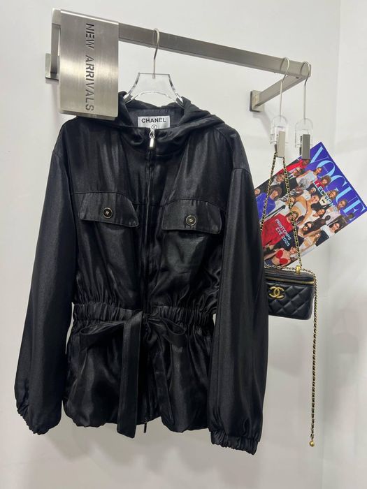 Бомбер жіночий бренд