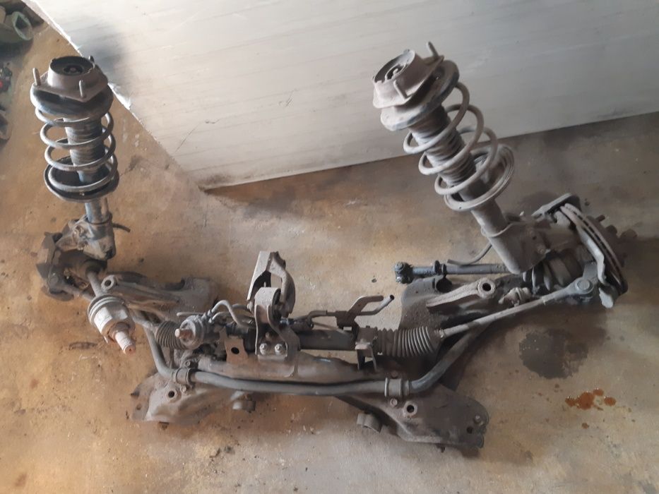 Peças usadas mazda 323