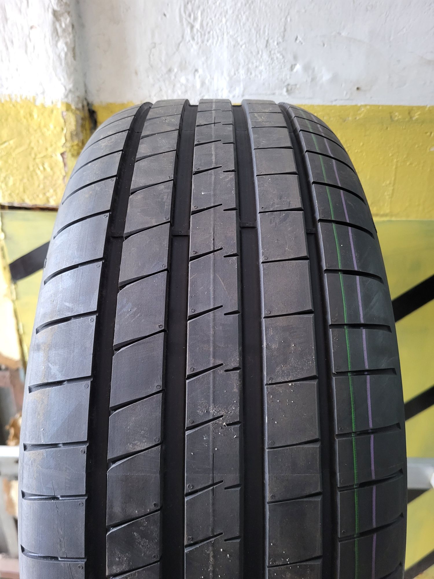 Pojedynka 225/50/17 Goodyear Eagle F1 Asymmetric 6 NOWA 22r LATO