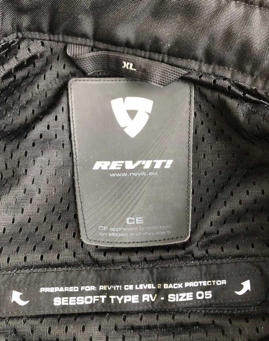 Jaqueta casaco mota Revit