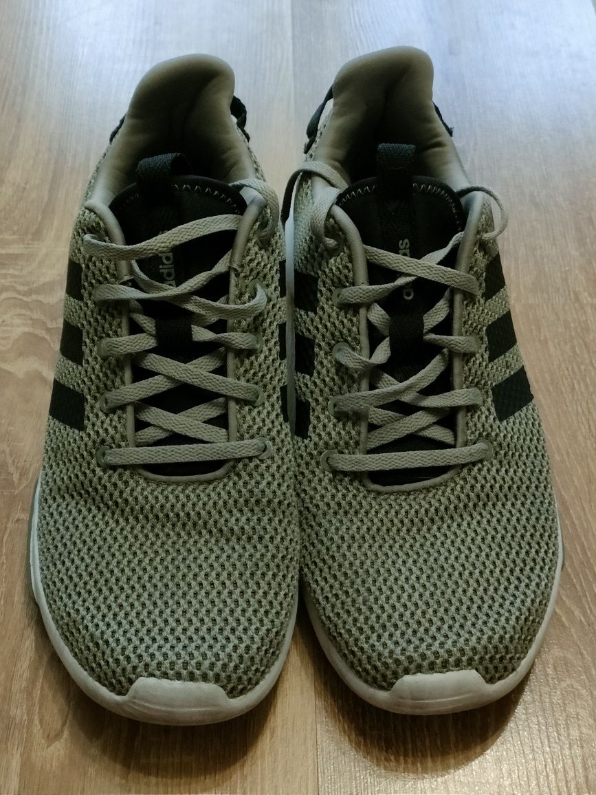 Buty Adidas cloudfoam r. 42,5