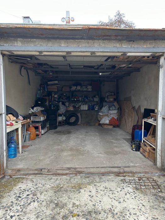 Сдам гараж ст.м. Защитников Украины