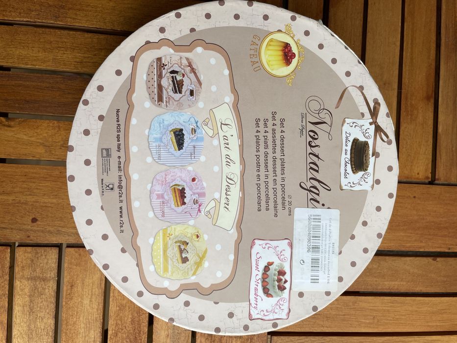 Conjunto de 4 pratos sobremesa Dora Paris