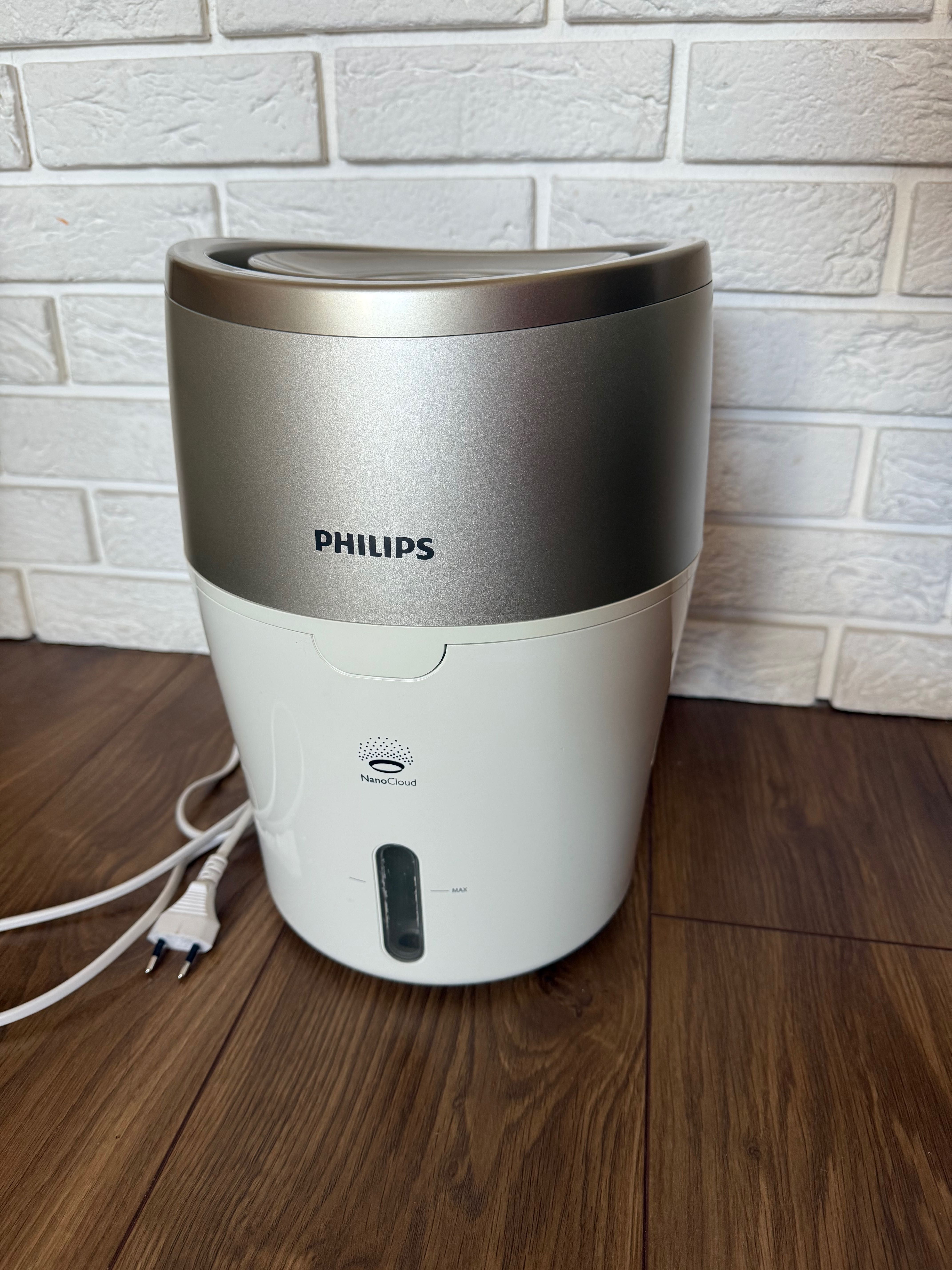 Nawilżacz powietrza Philips series 2000 model HU4803