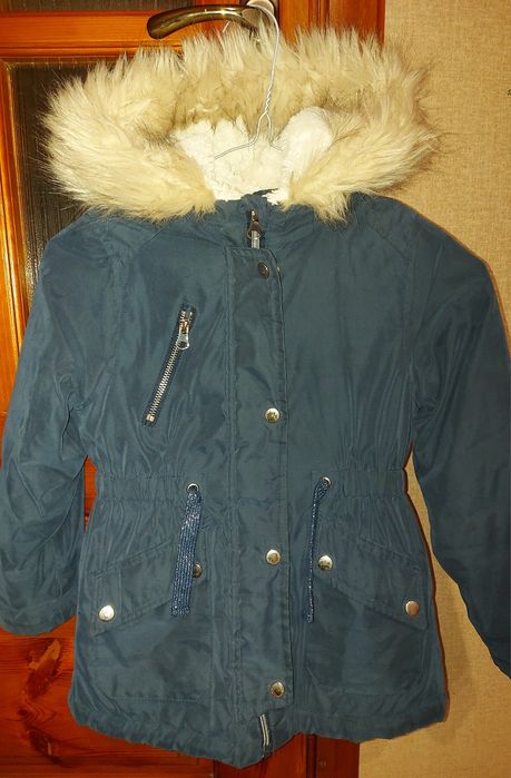 Куртка тепла на 6-7років/122см ріст