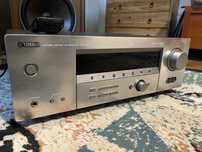 Yamaha RX-V457 Amplituner