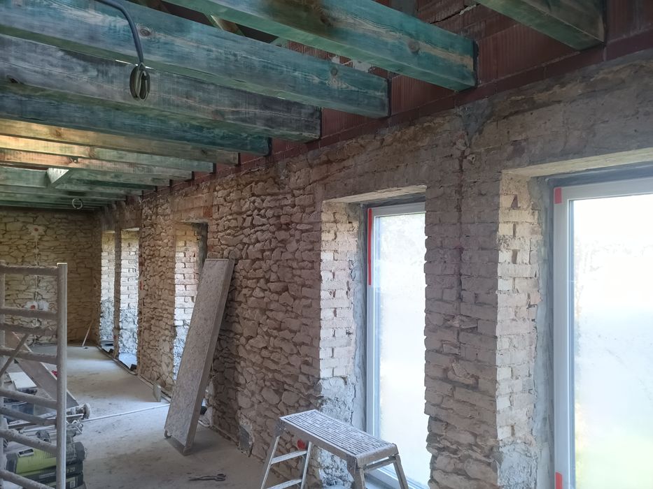 Tynki tradycyjne i maszynowe