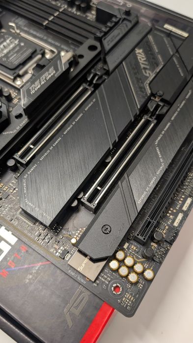 Płyta główna ASUS X670E-E STRIX Gaming WIFI