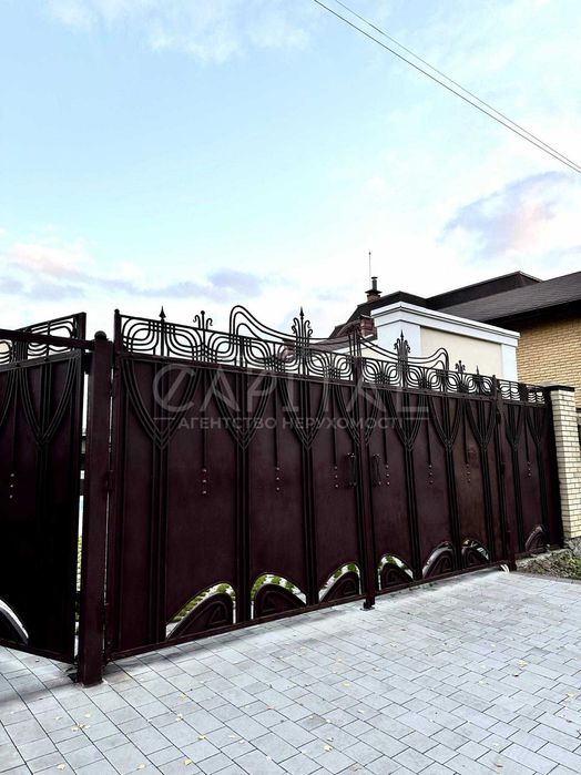 Оренда будинку в Рудиках (Козин)/ автономний/закрите котеджне містечко